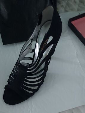 Nina Black Strappy Cutout High Heels Size 8.5